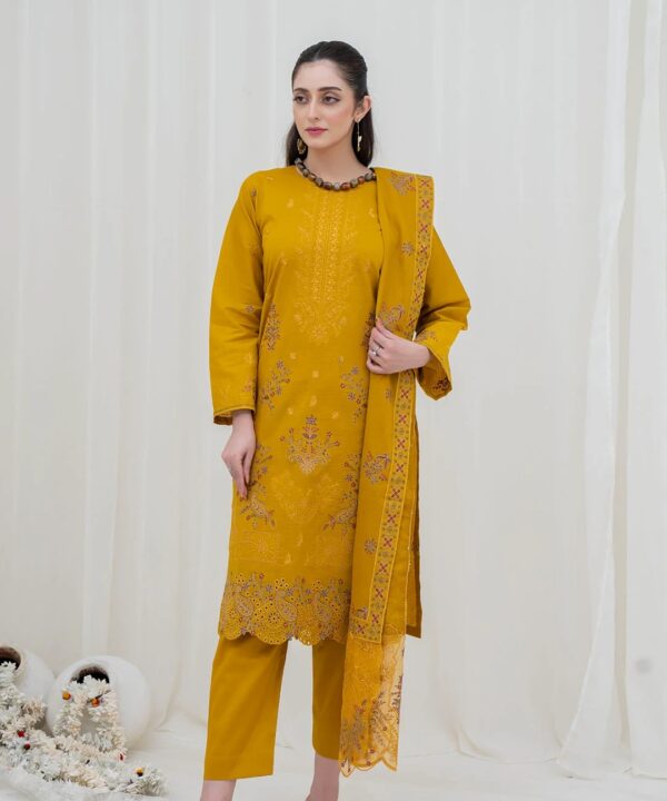 Nazakat Embroidered 3-Piece Un-Stiched Suit