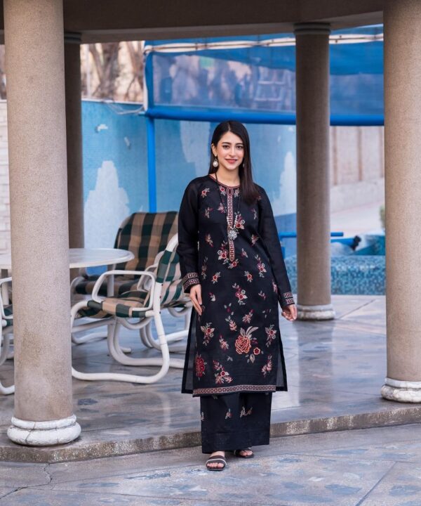Lawn Embroidered 2-Piece Un-Stiched Suit By Noura