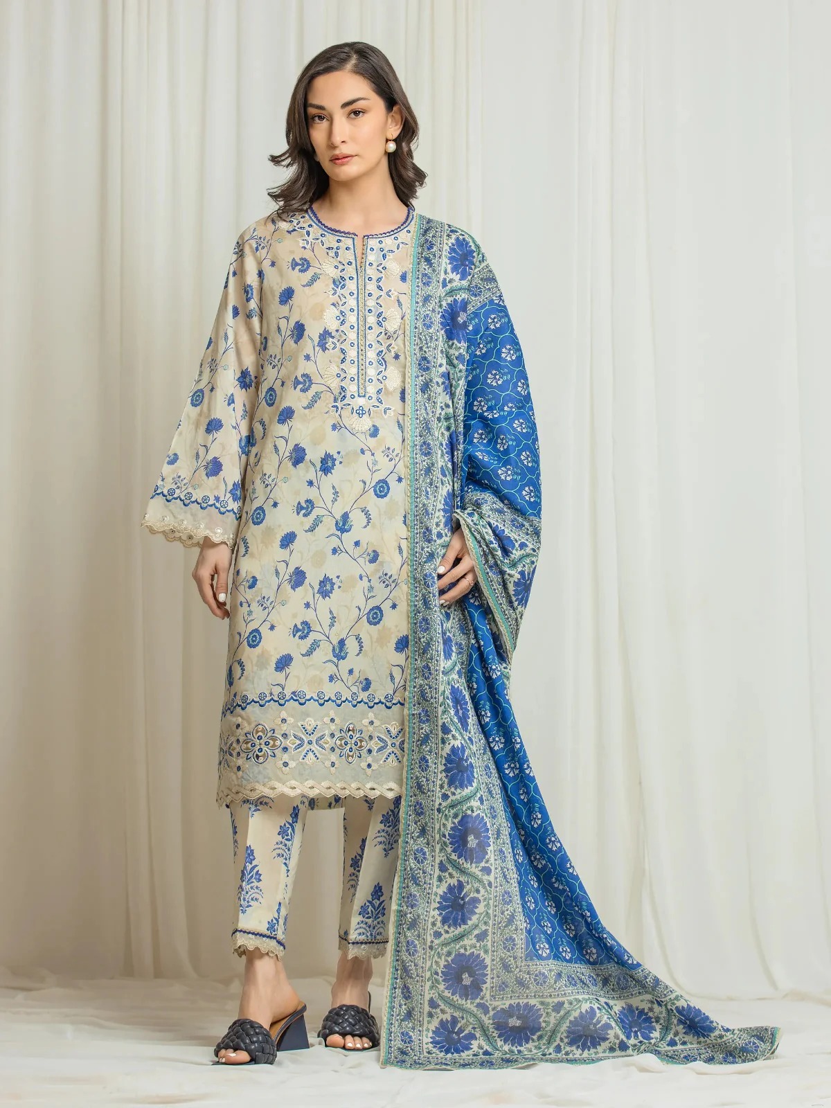 Edenrobe Digital Lawn 3-Piece Un-Stiched